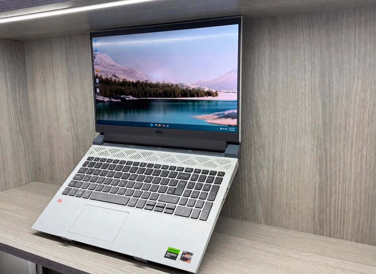 Dell G15 5515 | R7-5800H | 16GB | 512GB SSD | RTX 3050 Ti 4GB