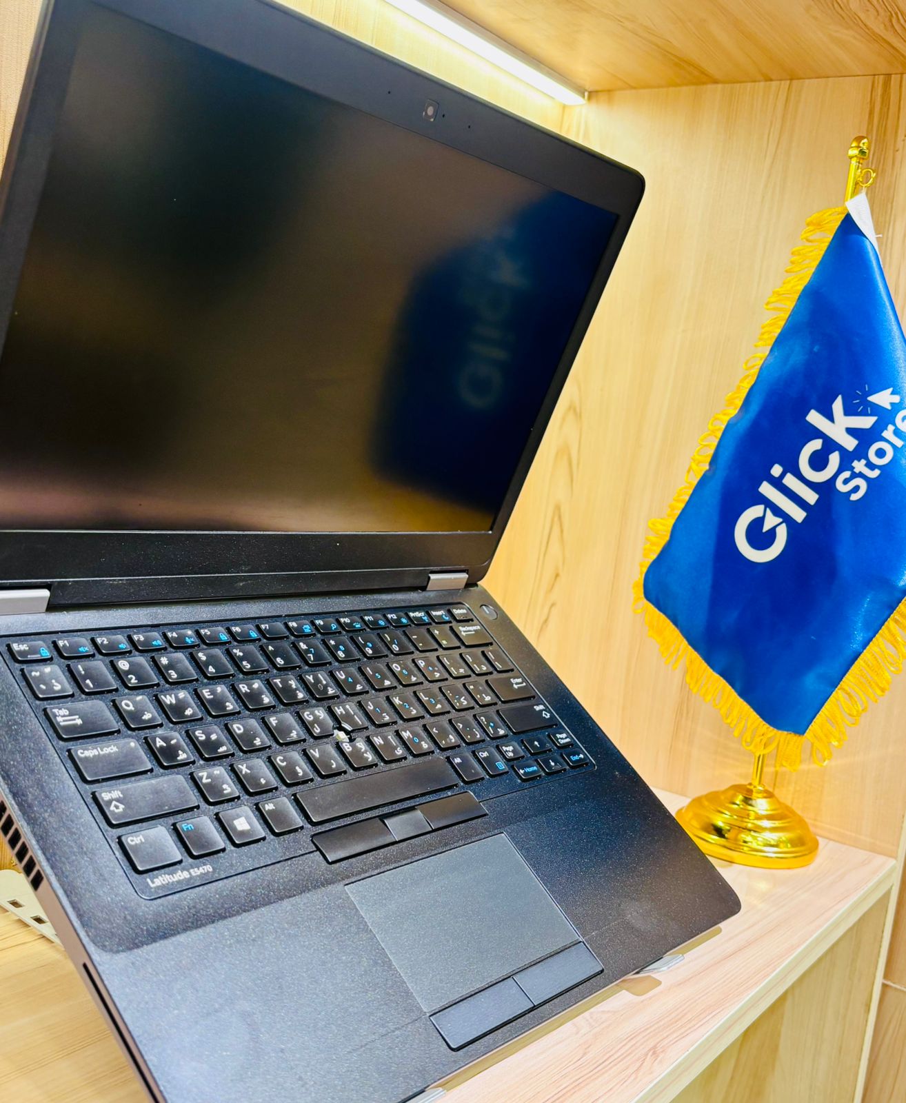 Dell Latitude 5480 – i7 6th Gen, 8GB RAM, 256GB SSD, Amd 2G , 14.1″ IPS
